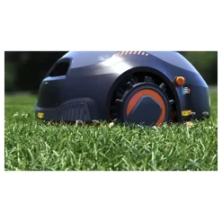 Black & Decker Robot Tondeuse n500 M² BLACK+DECKER - 12V - 4,3Ah - BCRMW121-QW 25 Black & Decker Robot Tondeuse n500 M² BLACK+DECKER - 12V - 4,3Ah - BCRMW121-QW -Jardin Soldes ecomm large bcrmw121 a4