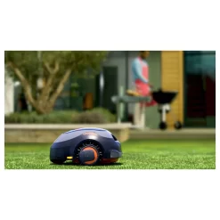 Black & Decker Robot Tondeuse n500 M² BLACK+DECKER - 12V - 4,3Ah - BCRMW121-QW 27 Black & Decker Robot Tondeuse n500 M² BLACK+DECKER - 12V - 4,3Ah - BCRMW121-QW -Jardin Soldes ecomm large bcrmw121 a6
