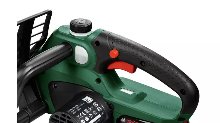 Tronçonneuse à Chaîne BOSCH Universal Chain 18 Sans Batterie Ni Chargeur - 06008B8001 4 Tronçonneuse à Chaîne BOSCH Universal Chain 18 Sans Batterie Ni Chargeur - 06008B8001 – Image 2